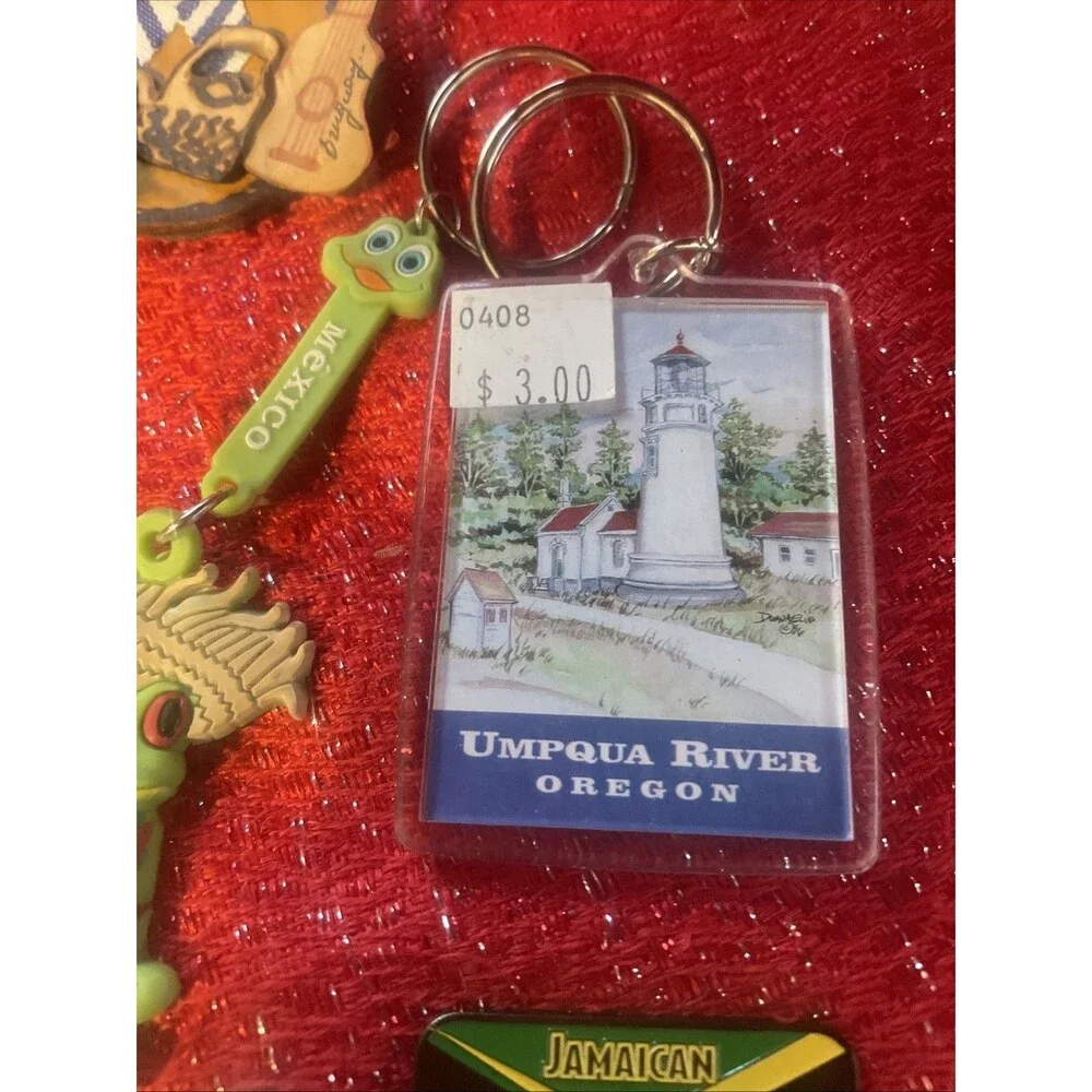 Vintage Souvenir Keychain Lot of 13 Oregon Grand Canyon Cancun Bourbon Street